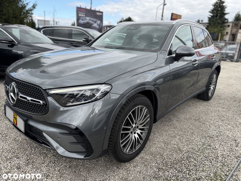 Mercedes-Benz GLC 220 d 4Matic 9G-TRONIC AMG Line Advanced - 3