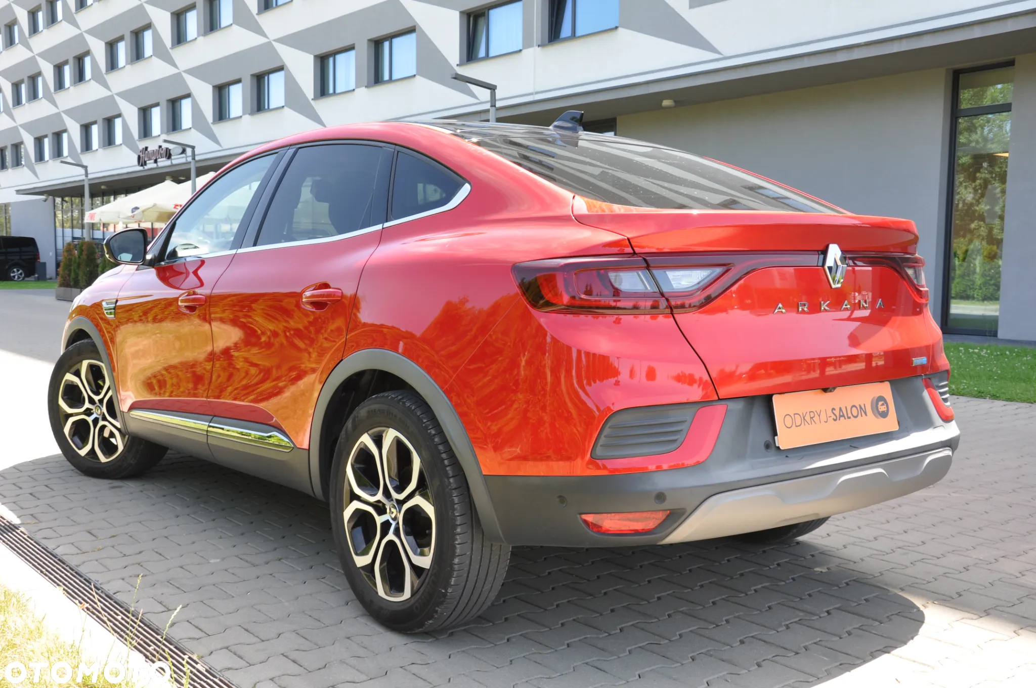 Renault Arkana 1.6 E-TECH Intens MMT - 6