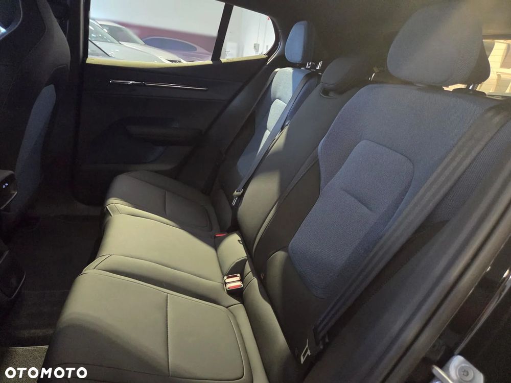 Volvo EX30 - 23