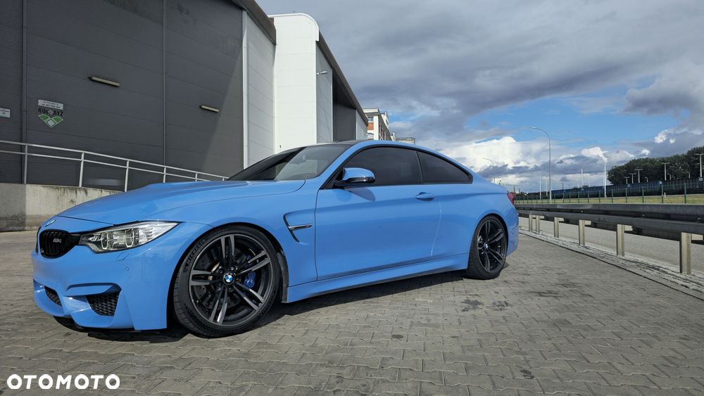 BMW M4 - 5