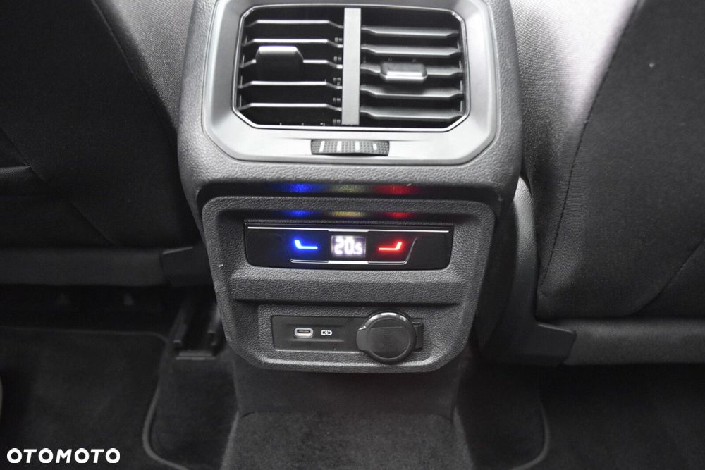 Volkswagen Tiguan Allspace - 38