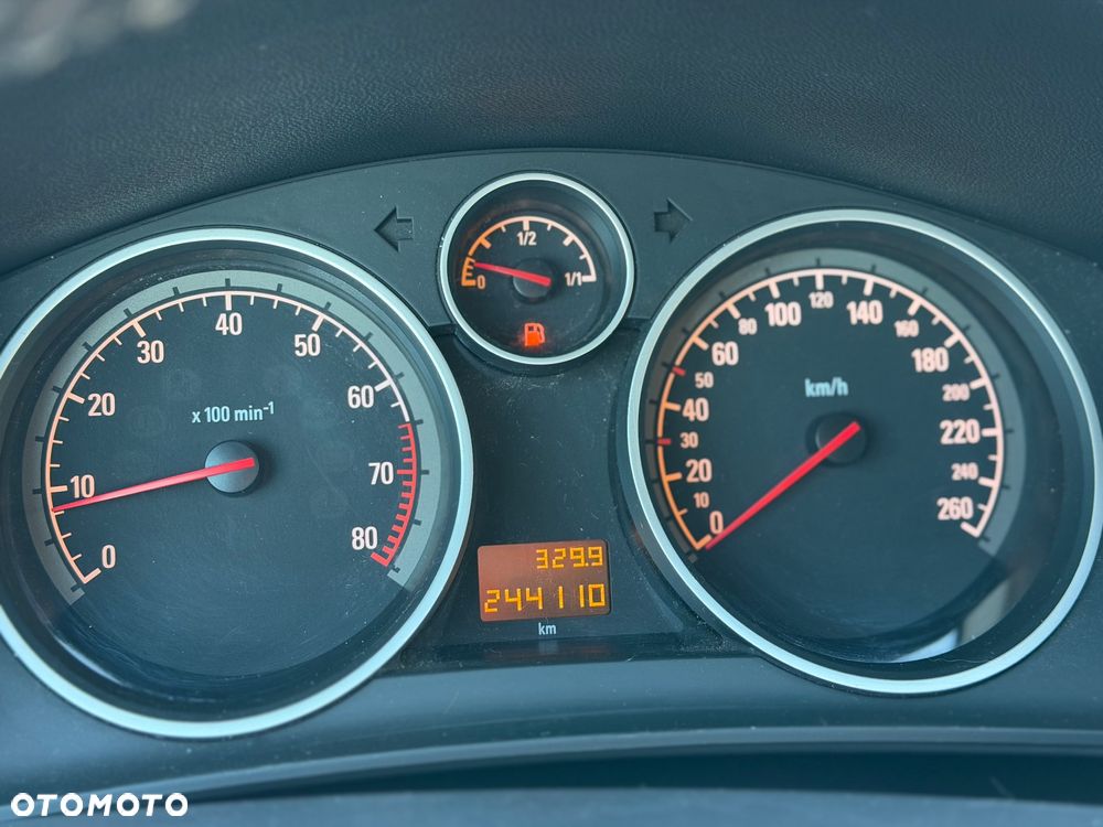 Opel Astra 1.6 Color Edition - 28