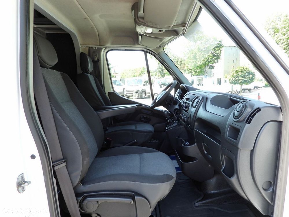 Renault MASTER PLANDEKA 8 PALET TEMPOMAT PNEUMATYKA KLIMATYZACJA  170KM - 34