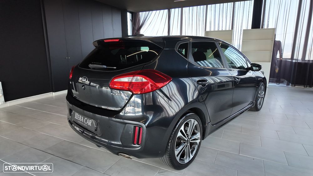 Kia Ceed 1.6 CRDi GT Line - 17