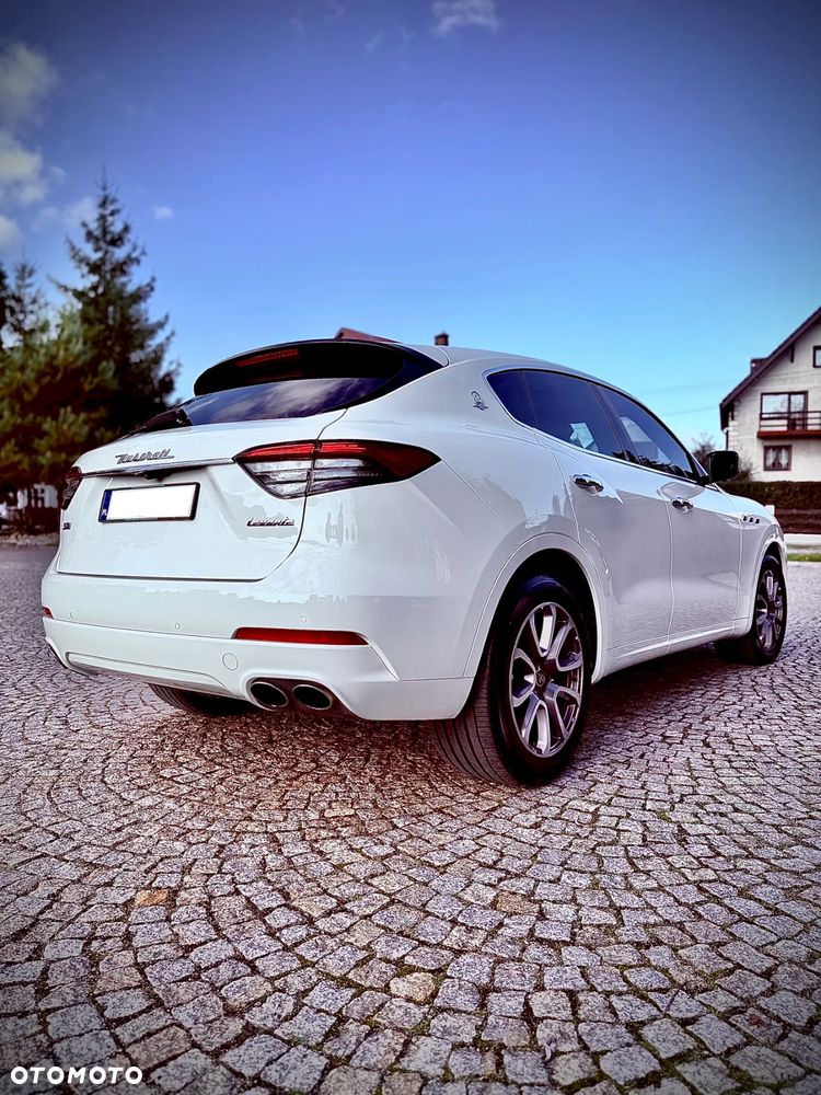 Maserati Levante S Q4 - 7