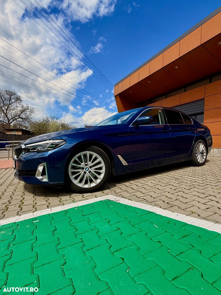 BMW Seria 5 518d Aut. Luxury Line - 8