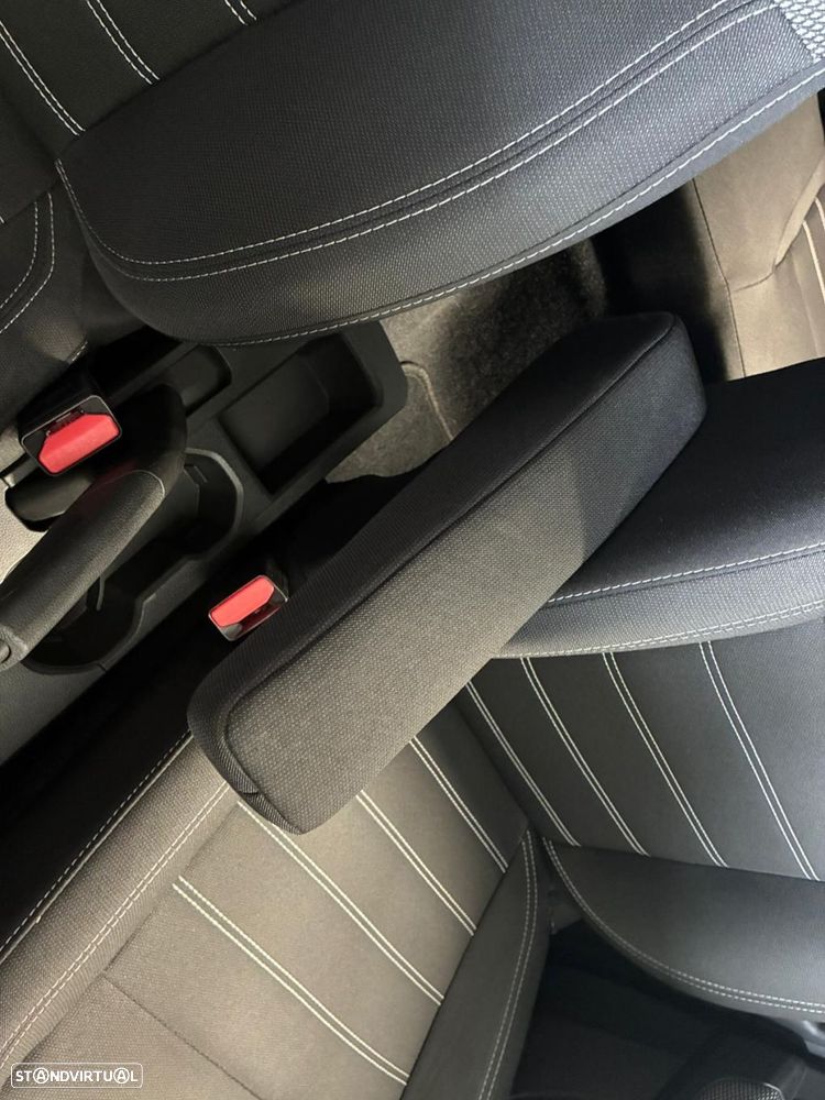 Dacia Sandero 1.0 TCe Expression CVT - 34