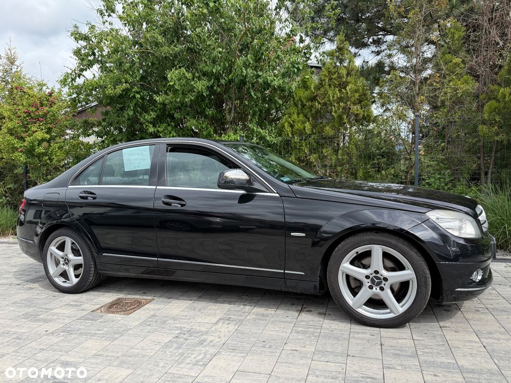Mercedes-Benz Klasa C ver-200-7g--tronic-avantgarde-edition - 10