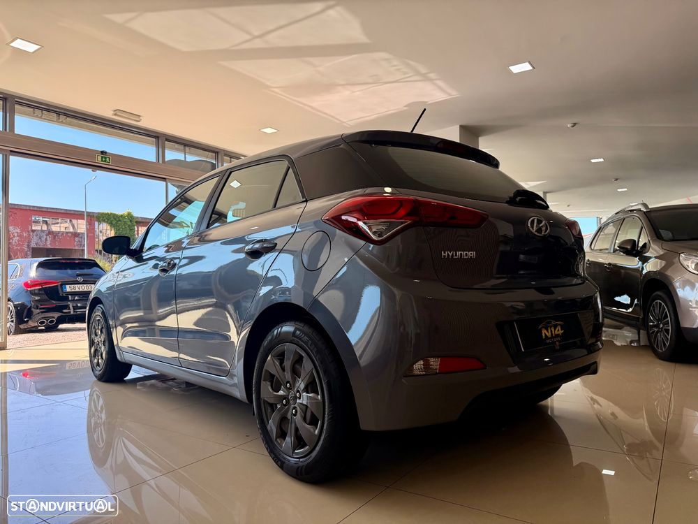 Hyundai i20 1.1 CRDi Comfort - 6