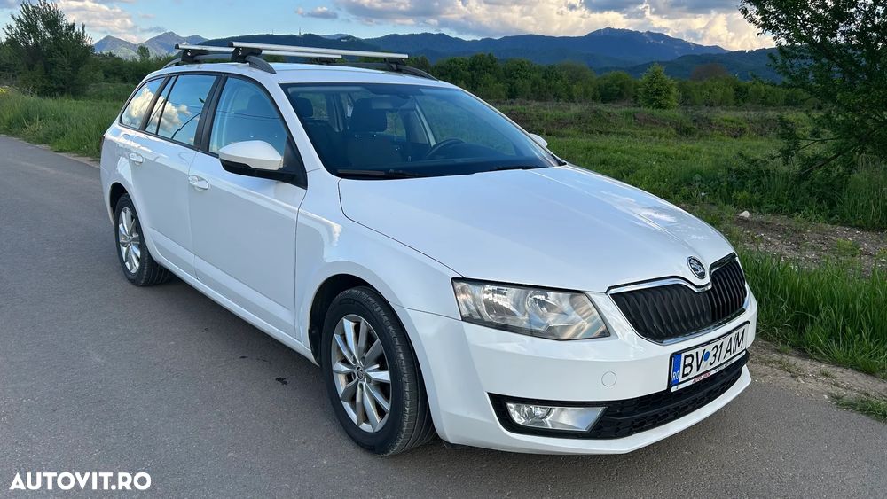 Skoda Octavia 1.6 TDI AMBITION - 9