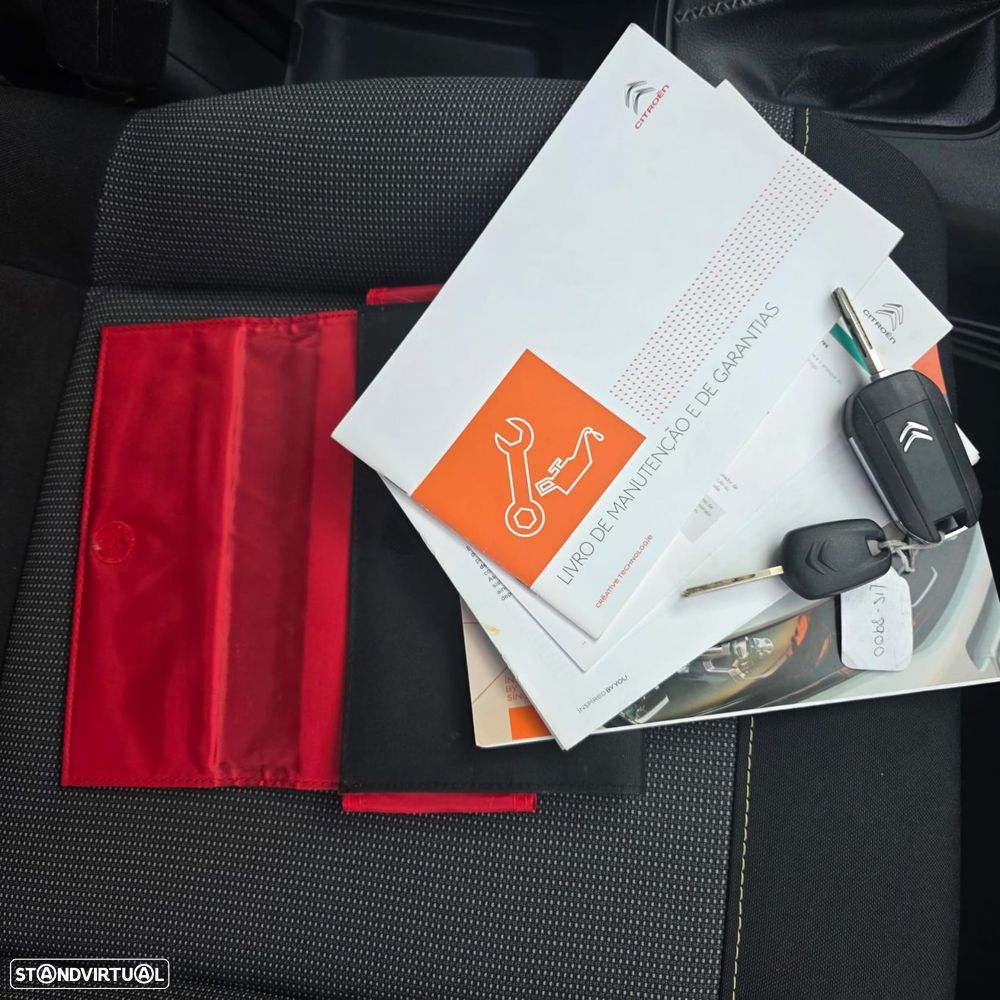 Citroën C3 1.2 PureTech Feel EAT6 - 35