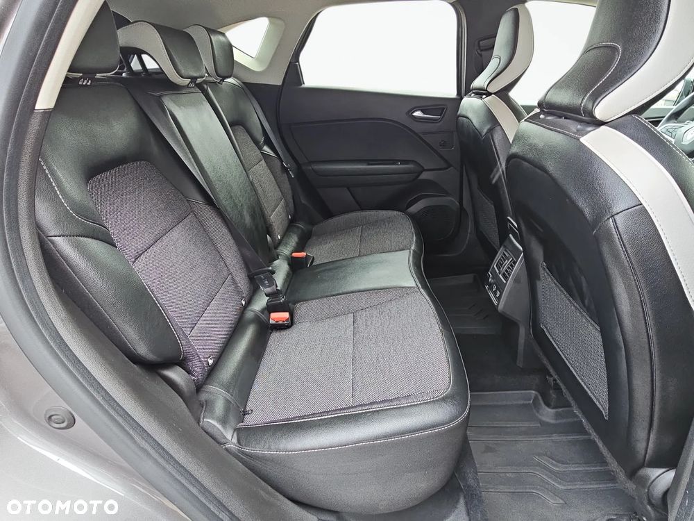 Renault Captur 1.3 TCe mHEV Techno EDC - 23
