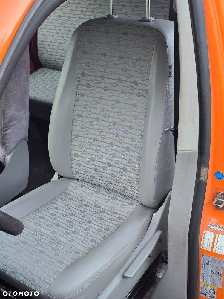 Volkswagen TRANSPORTER T5 LIFT - 7