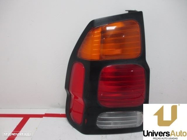 FAROLIM TRASEIRO ESQUERDO MITSUBISHI PAJERO SPORT I 2003 - - 1