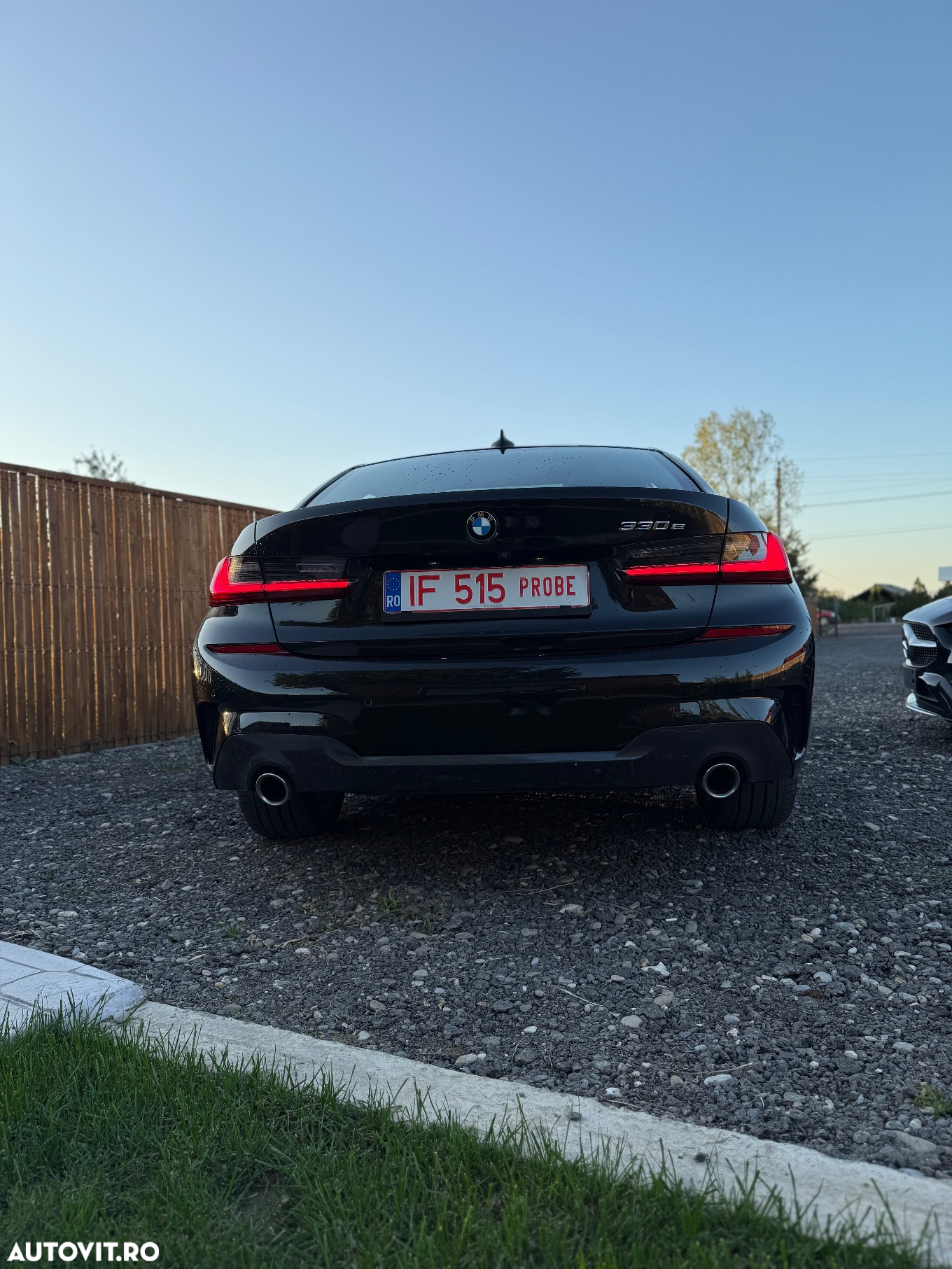 BMW Seria 3 330e Aut. M Sport - 25