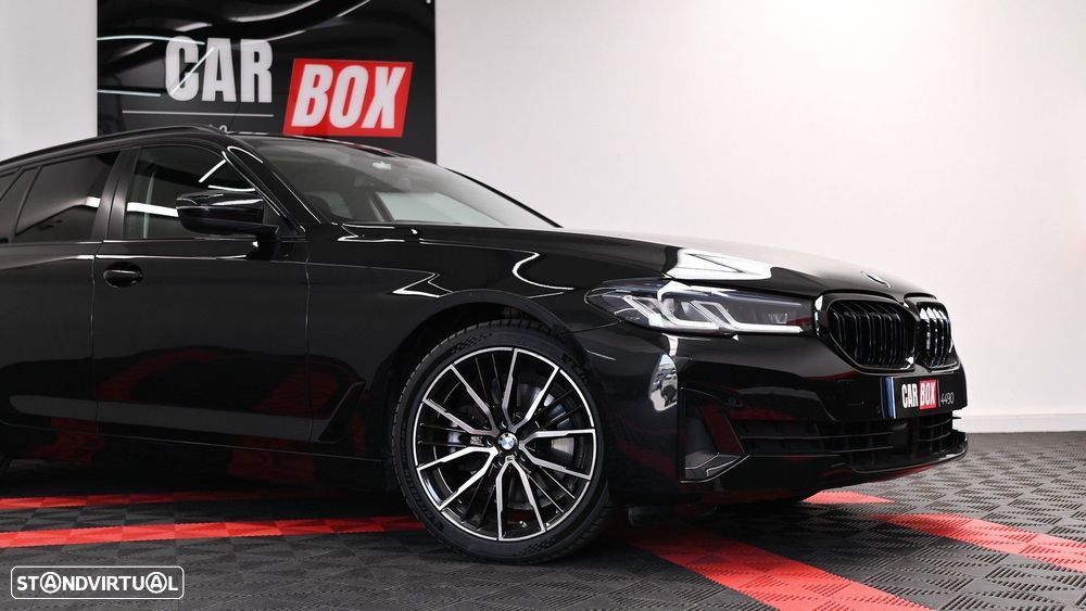 BMW 520 d Pack Desportivo M Auto - 10
