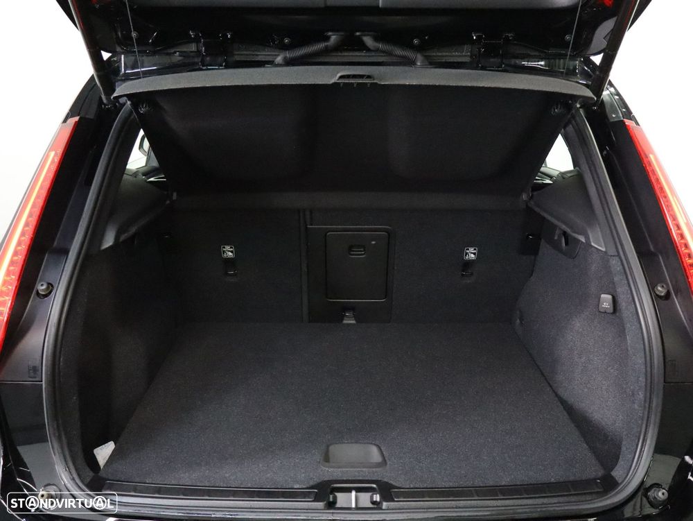 Volvo XC 40 1.5 T4 PHEV Core - 23