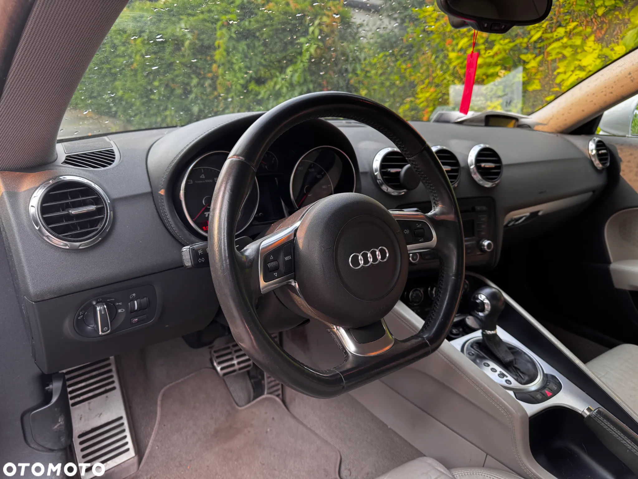 Audi TT Coupé - 12