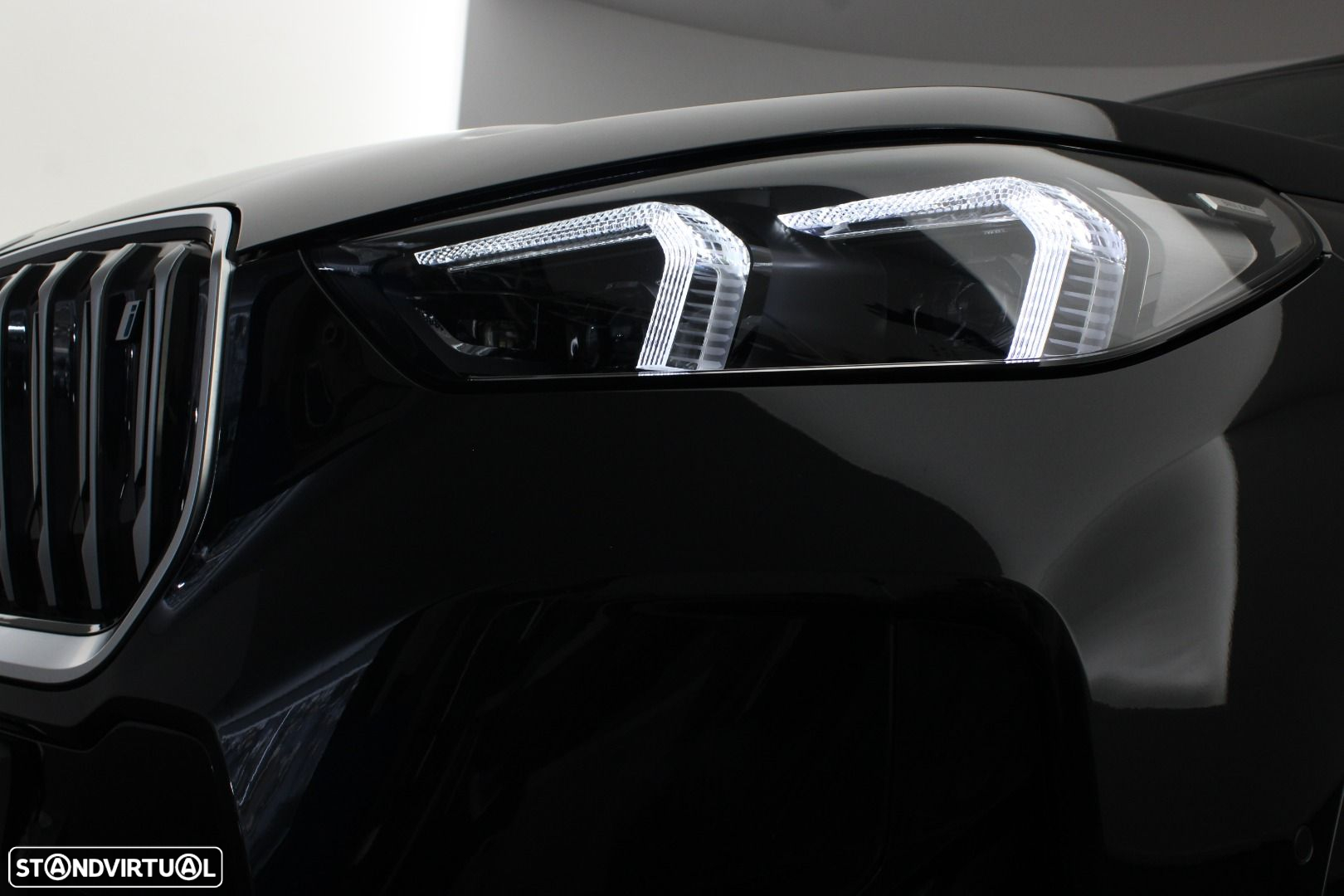 BMW iX1 xDrive30 Pack Desportivo M - 43