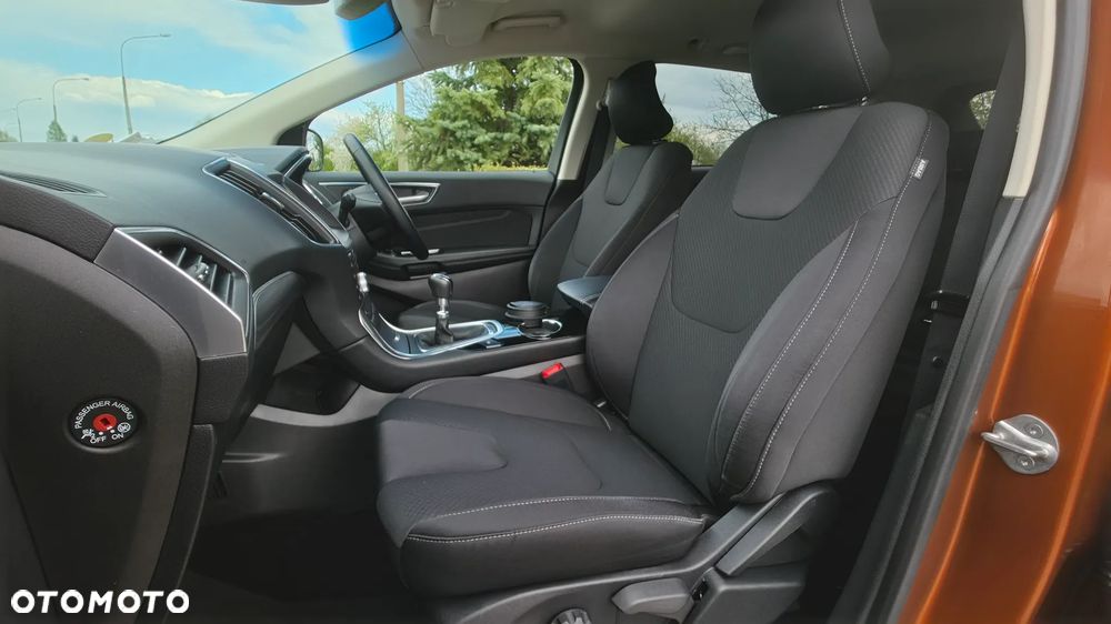 Ford Edge 2.0 TDCi 4x4 Titanium - 36