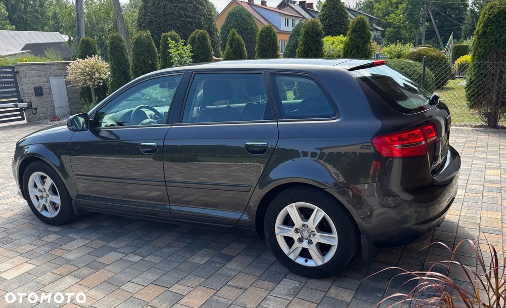 Audi A3 3-drzwiowe 2.0 TDI Attraction - 3