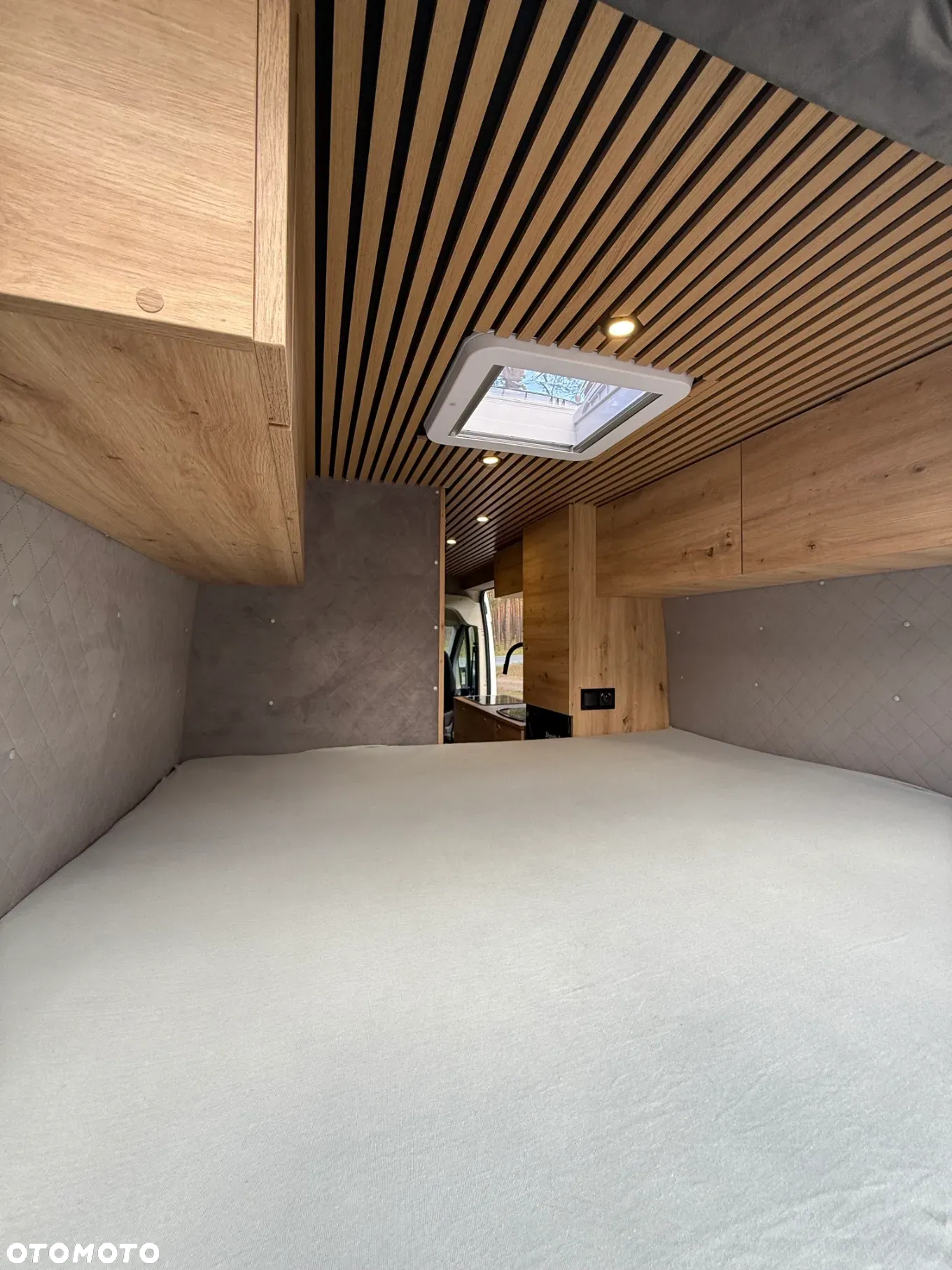 Fiat Ducato Camper - 12