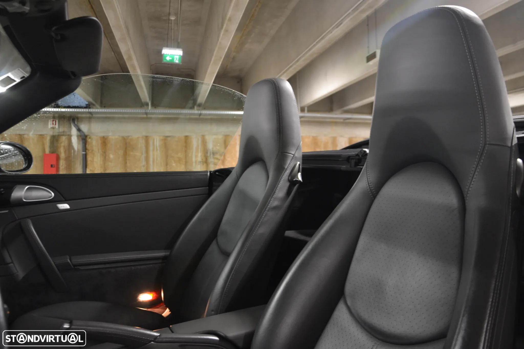 Porsche 911 (997) Carrera 4 S - 21