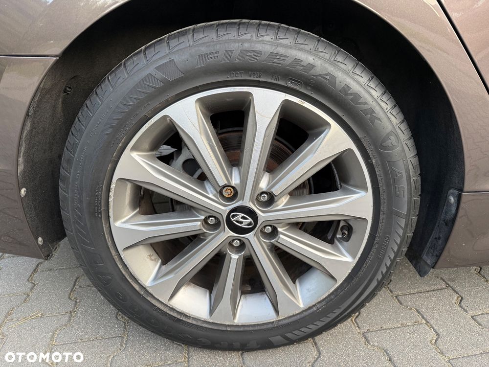 Hyundai Sonata 2.4 SE - 18