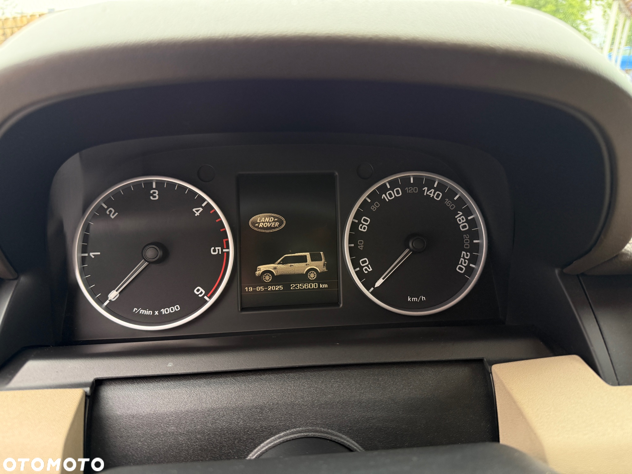 Land Rover Discovery IV 3.0D V6 HSE - 34
