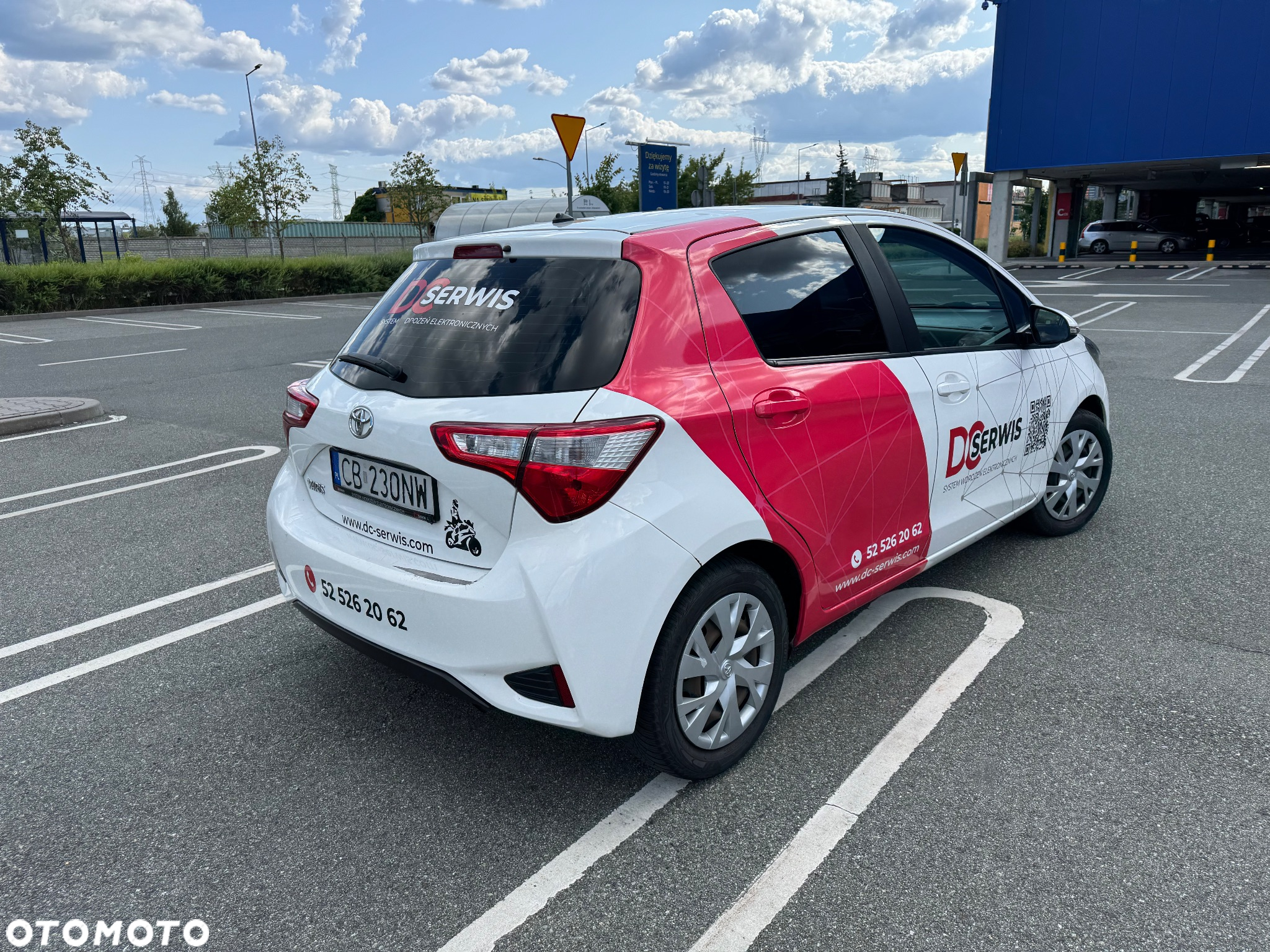 Toyota Yaris 1.0 Premium - 9