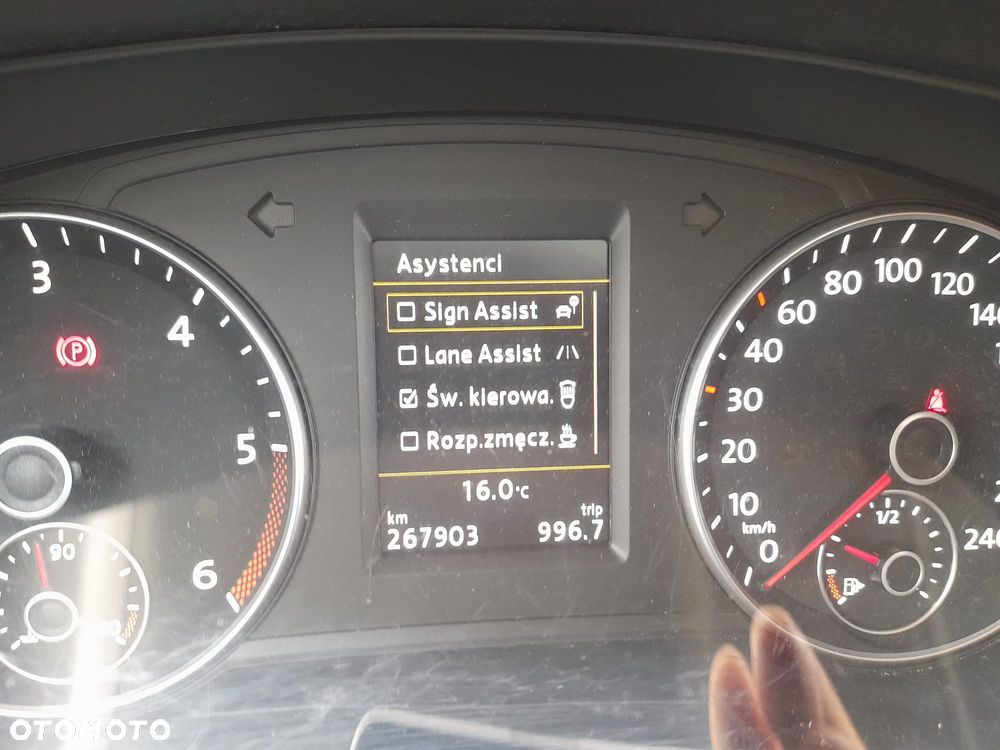 Volkswagen Sharan 2.0 TDI DSG BlueMotion Technology Comfortline - 22