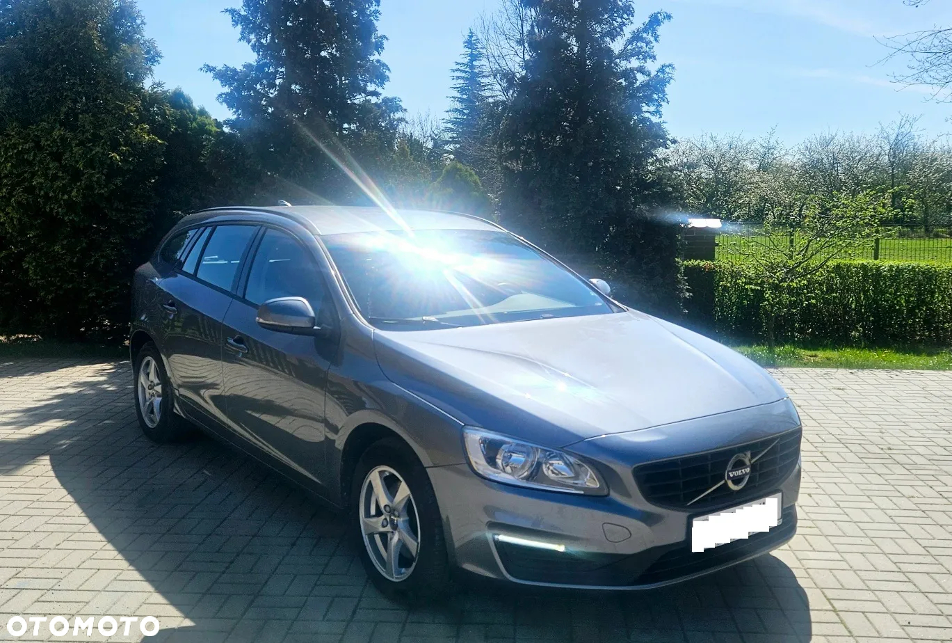 Volvo V60 D2 - 2