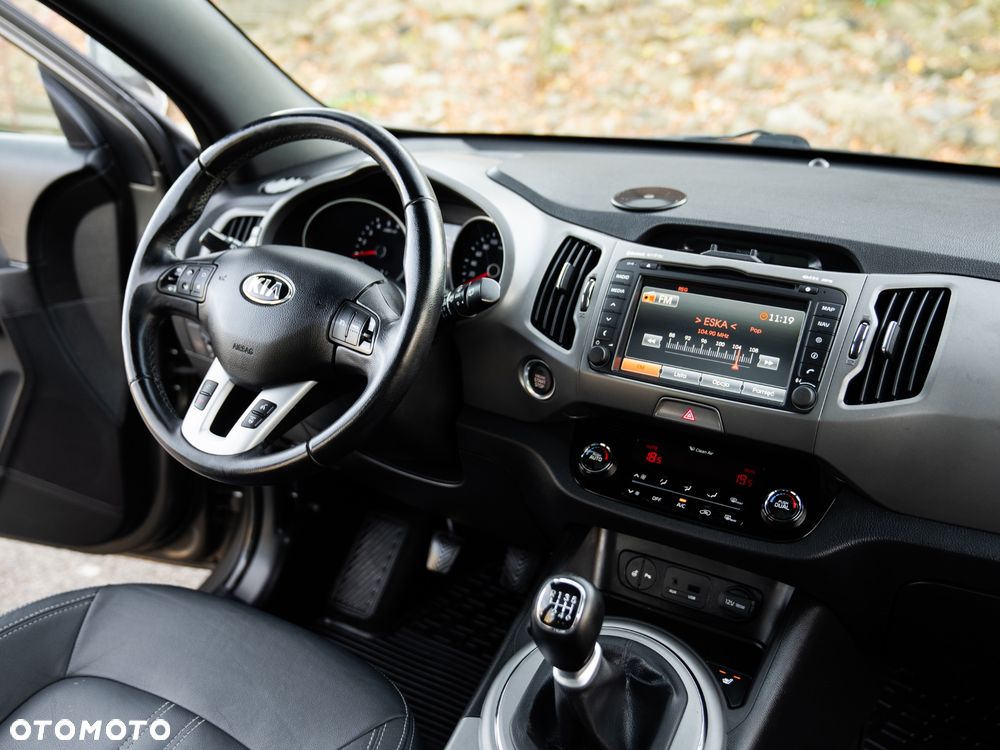 Kia Sportage 1.7 CRDI Business Line L 2WD - 31