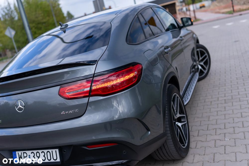 Mercedes-Benz GLE - 13