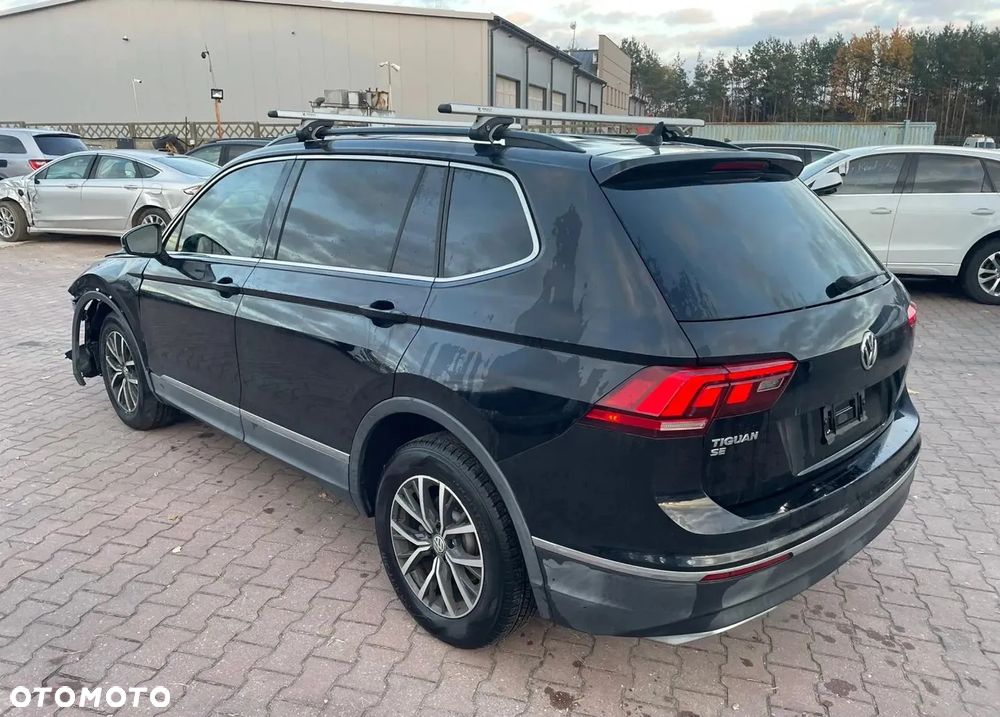 Volkswagen Tiguan Allspace - 5