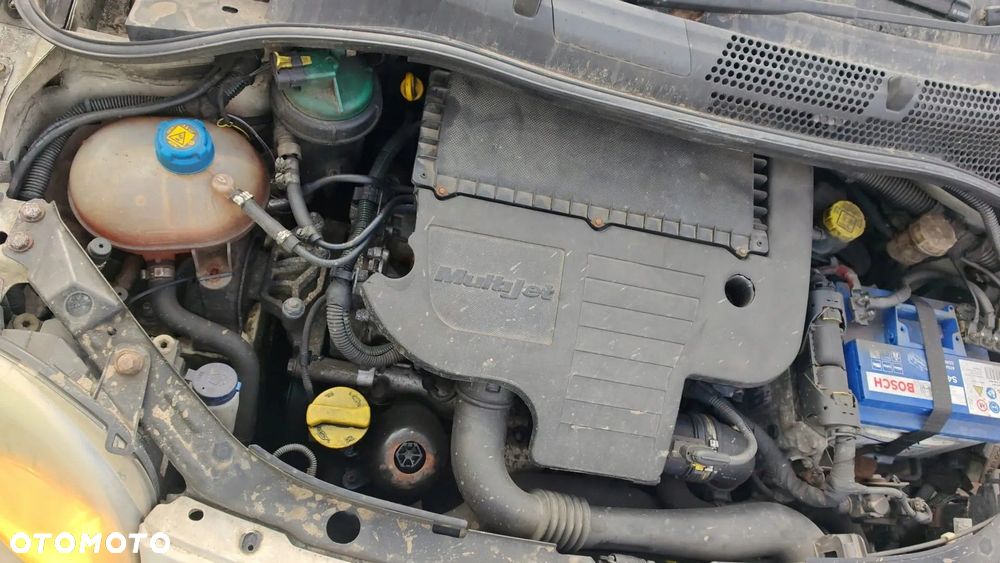 Fiat 500 silnik 169A1.000 169A1000 1.3 Diesel 75KM kompletny Film - 1