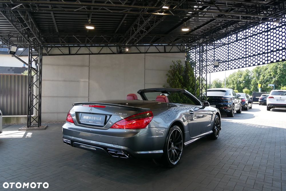 Mercedes-Benz SL 63 AMG - 5