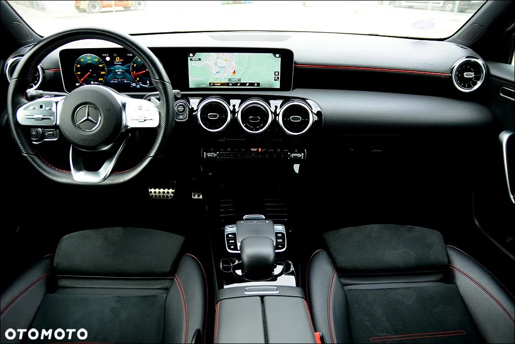 Mercedes-Benz Klasa A 200 7G-DCT AMG Line Advanced Plus - 22