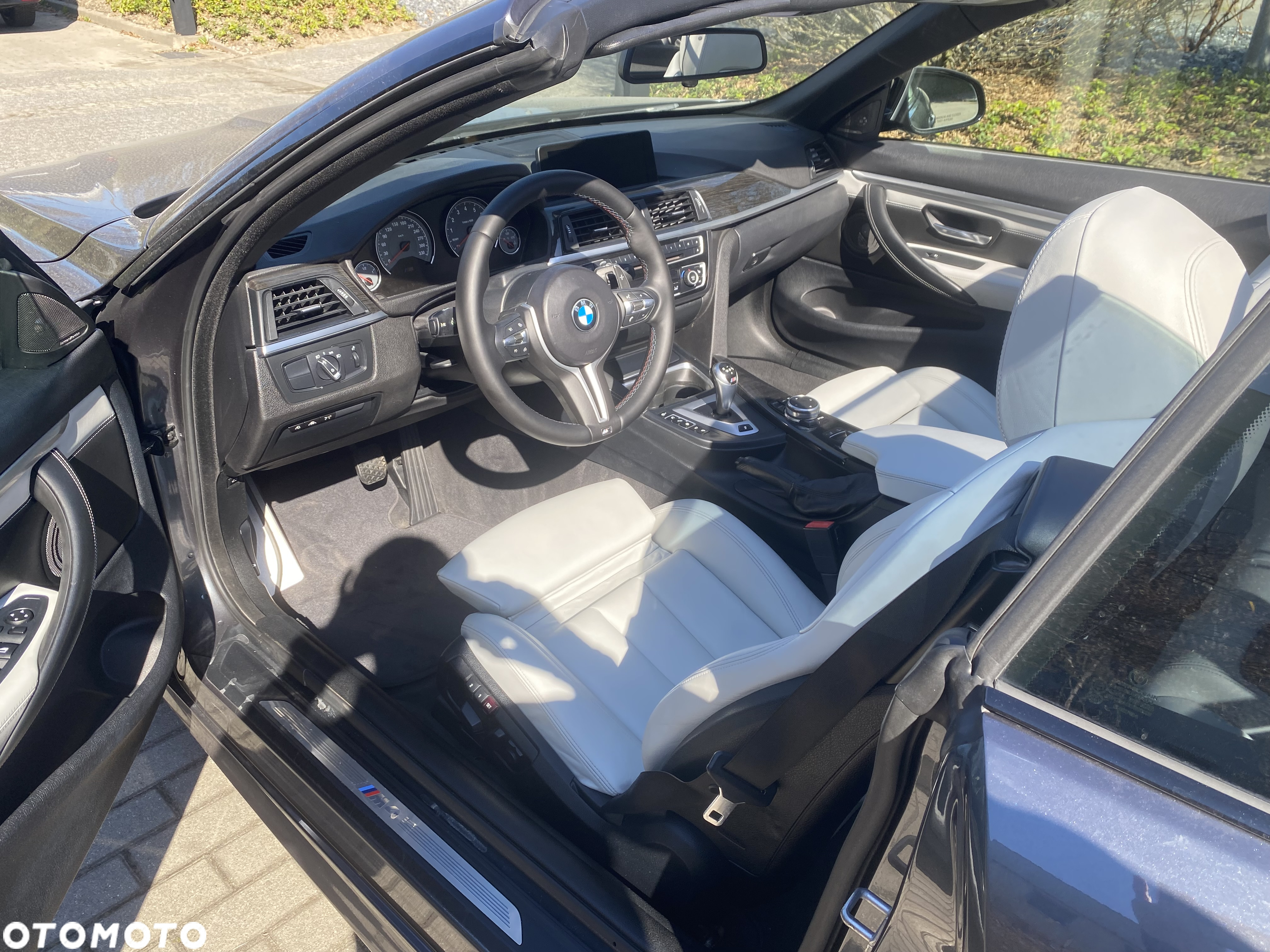 BMW M4 Cabrio DKG - 19