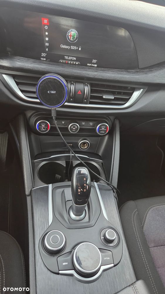 Alfa Romeo Stelvio 2.0 Turbo Q4 - 6