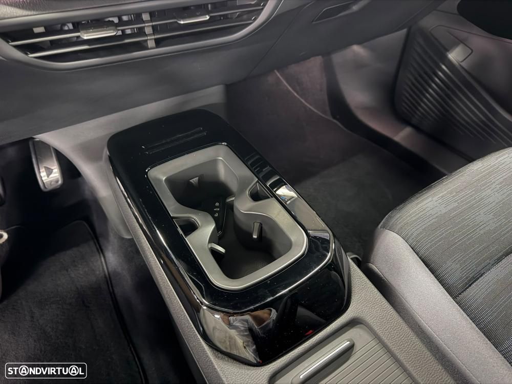 VW ID.5 52 kWh Pure Urban - 31