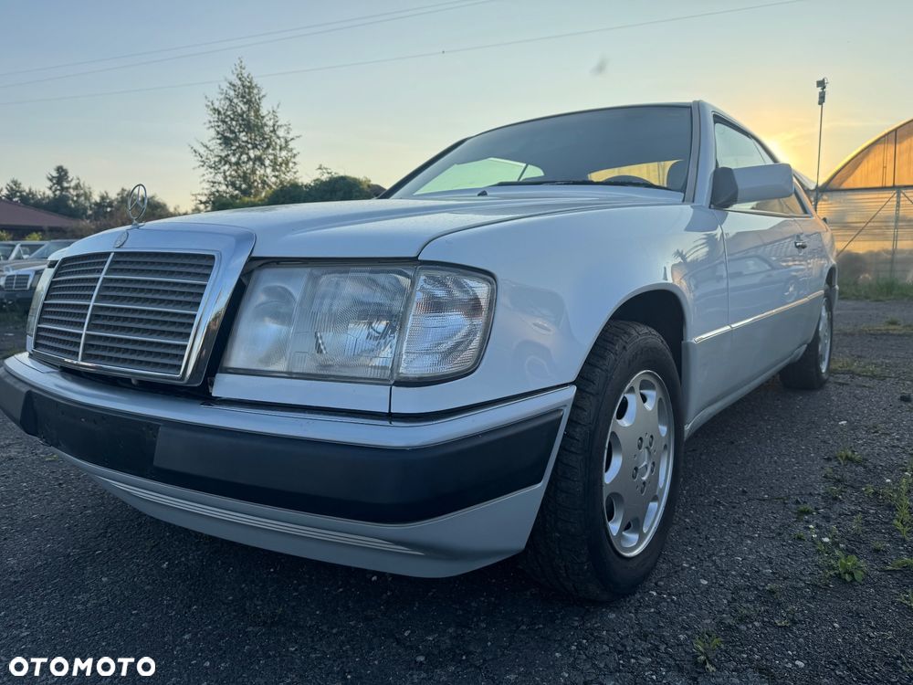 Mercedes-Benz Klasa E 320 - 9