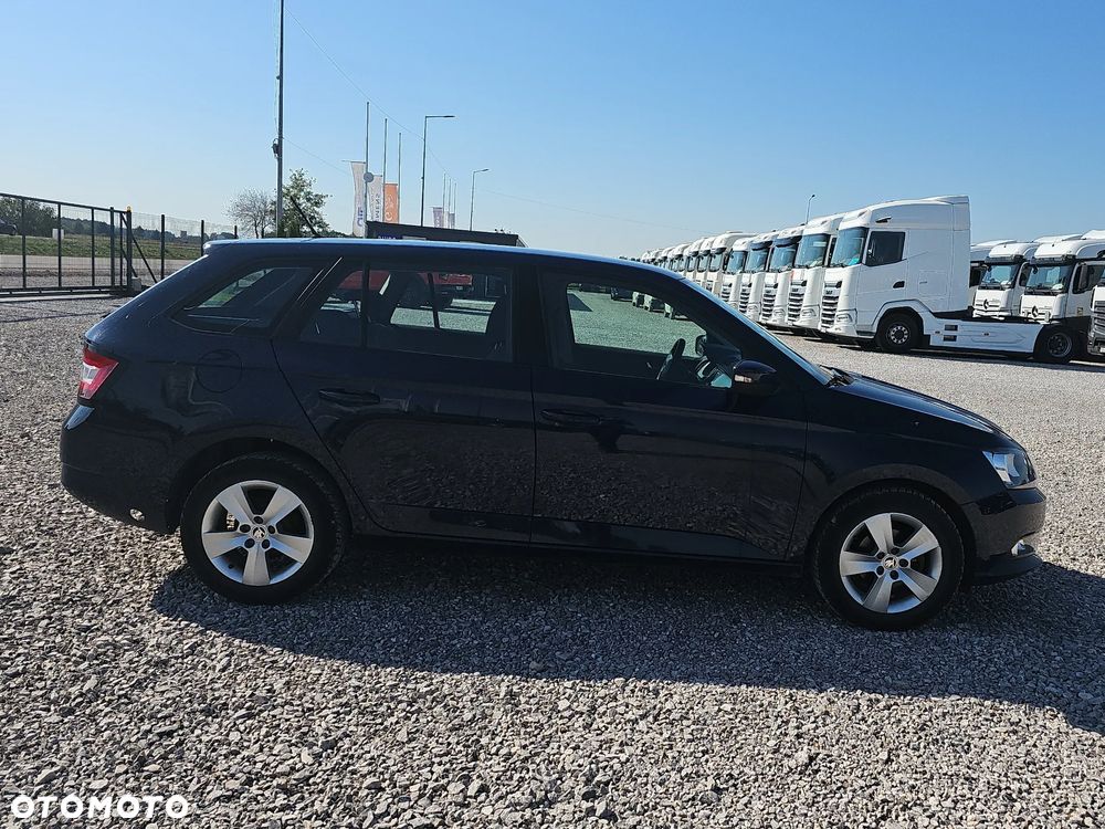 Skoda Fabia 1.0 Ambition - 4