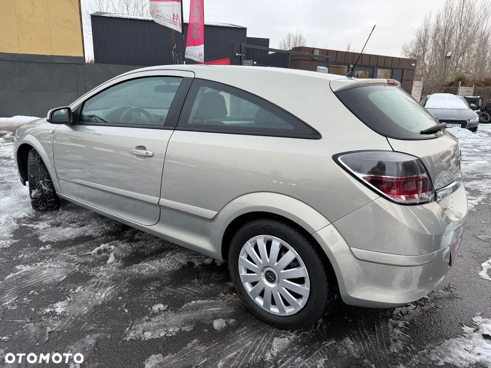 Opel Astra 1.6 Sport - 4
