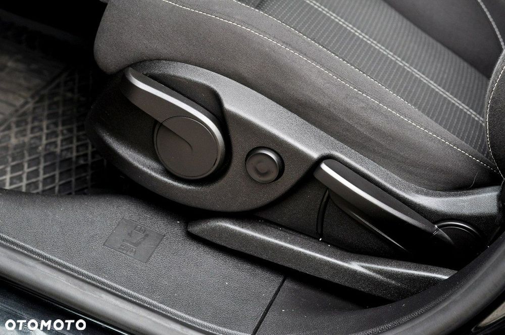 Opel Zafira - 8