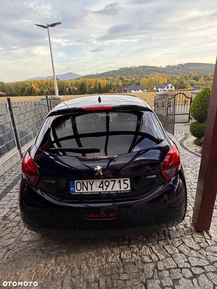 Peugeot 208 - 6