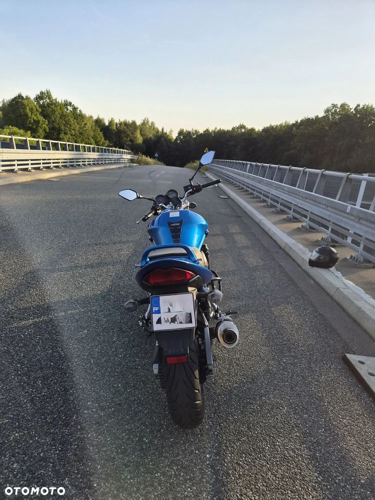 Suzuki Bandit - 3