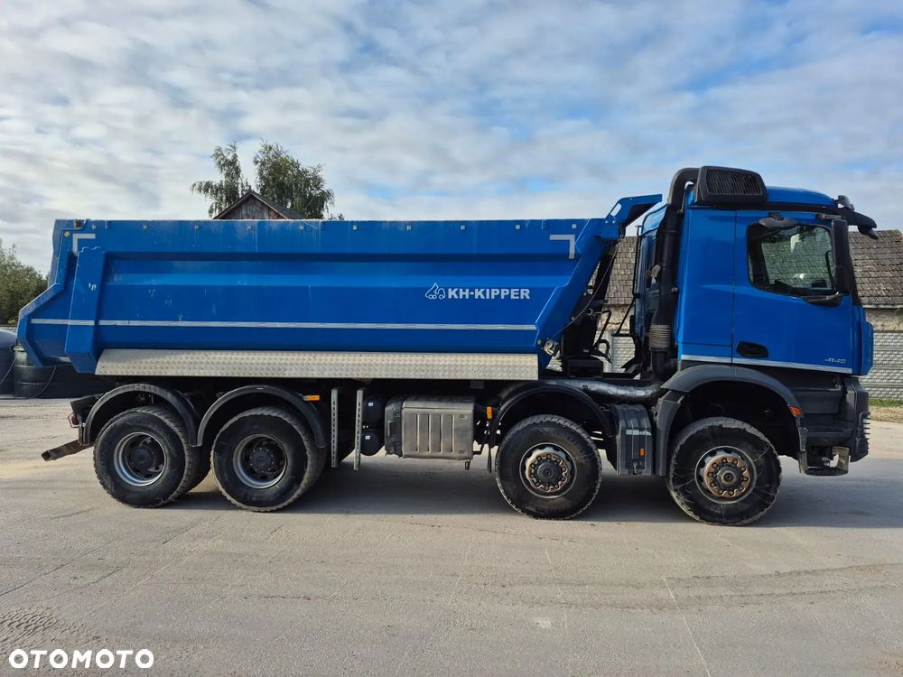 Mercedes-Benz Arocs - 10