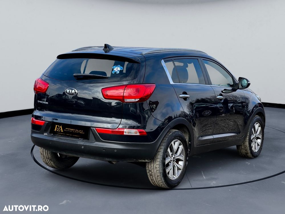 Kia Sportage 1.7 CRDI 2WD ISG Dream-Team Edition - 3