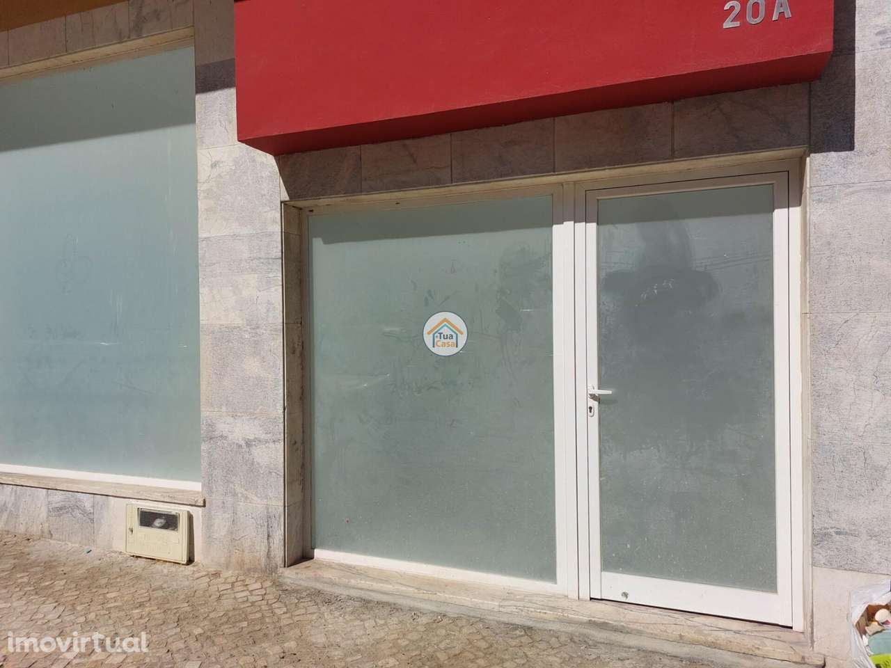 Loja Transformada em T4 no Barreiro - Grande imagem: 5/24